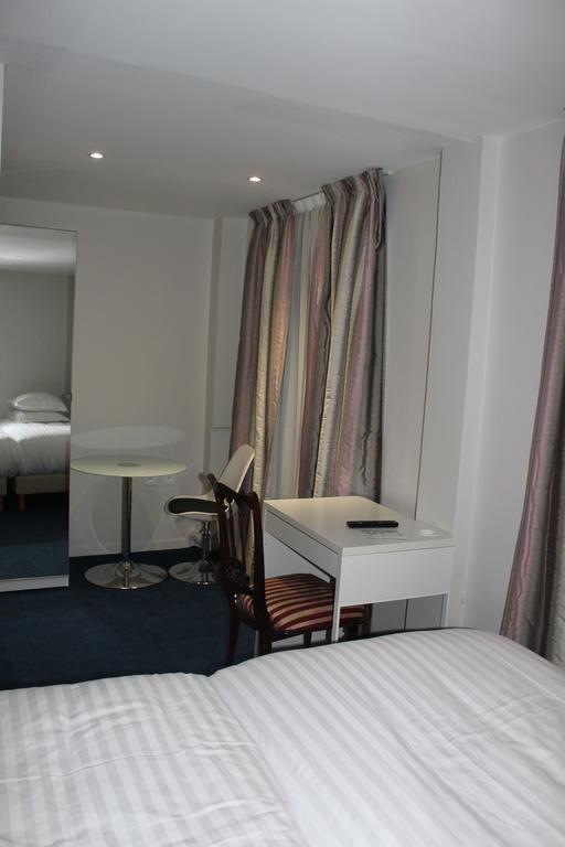 Hotel Savoy Париж Екстериор снимка