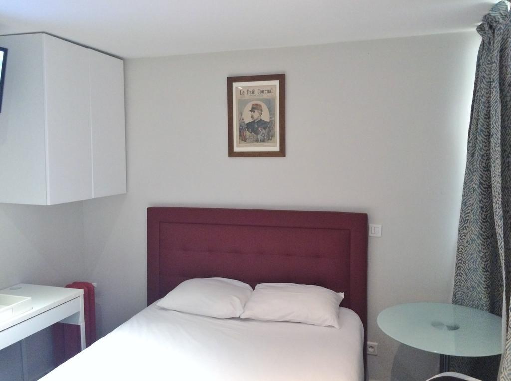 Hotel Savoy Париж Стая снимка