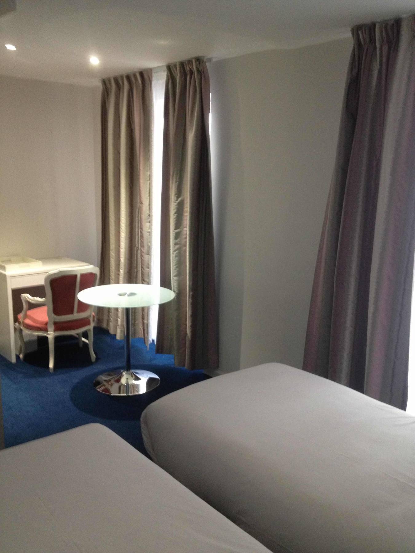 Hotel Savoy Париж Екстериор снимка