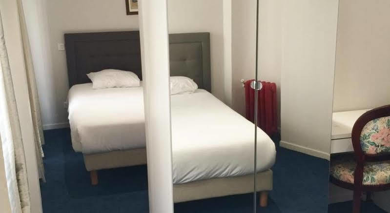 Hotel Savoy Париж Екстериор снимка